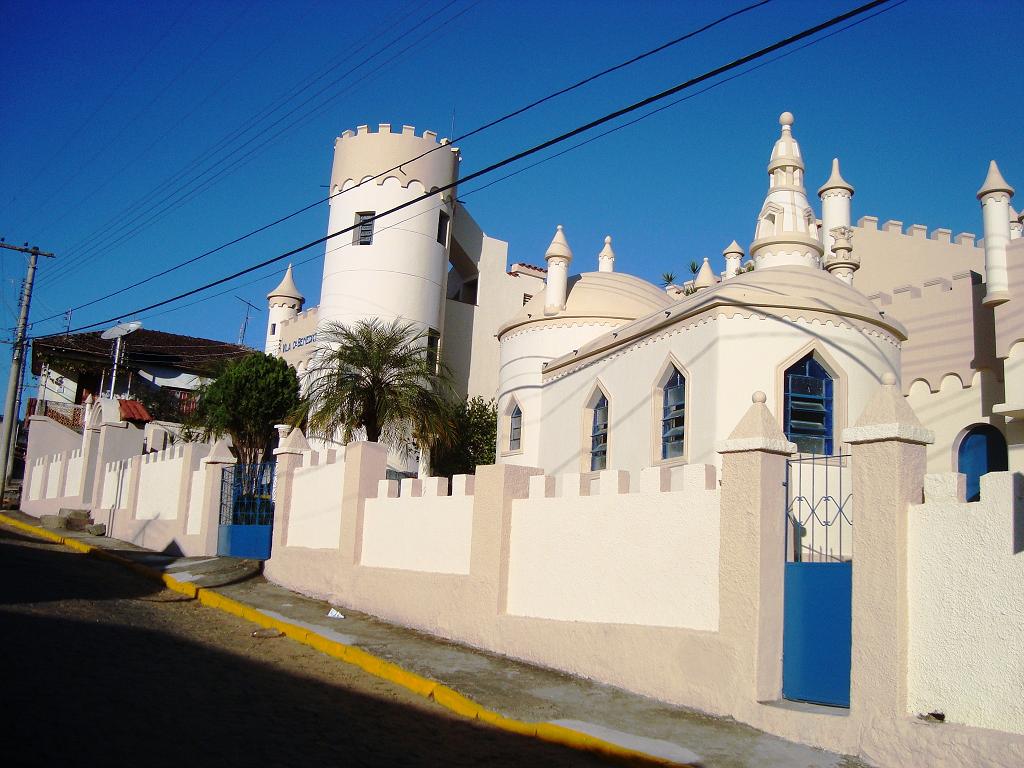 Castelinho edificação que abriga a Fundação Pedro Gomes Netto!