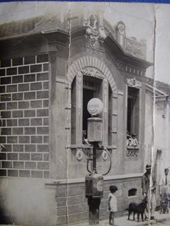 MÓVEL RESIDENCIAL LOCALIZADO À RUA CAPITÃO GOMES, Nº 20